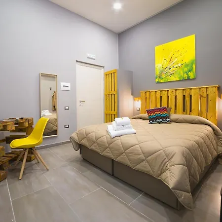 Πανσιόν Le 4 Stagioni Dante H Centro, By Clapa Group 2*