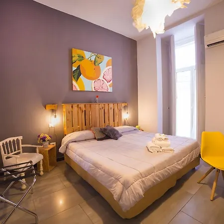 Gasthuis Le 4 Stagioni Dante H Centro, By Clapa Group 2*