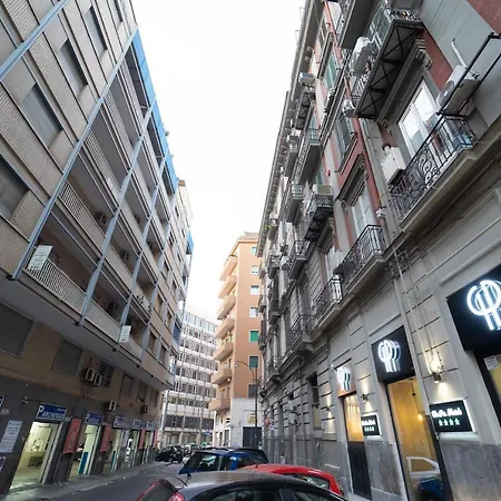 Le 4 Stagioni Dante H Centro, By Clapa Group Gasthuis 2*